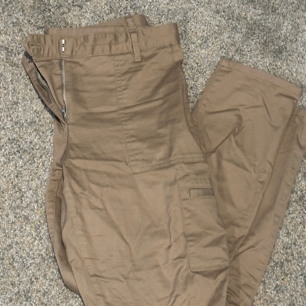 Women’s Tan Cargo Pants